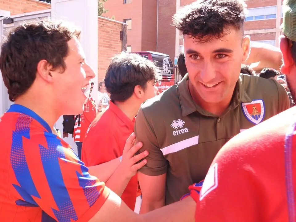 Llegada del Numancia a Pinilla, campo del Teruel (51)