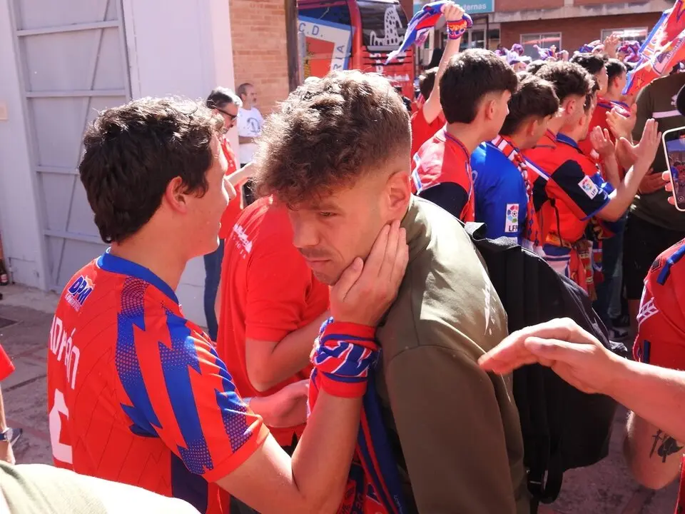 Llegada del Numancia a Pinilla, campo del Teruel (52)