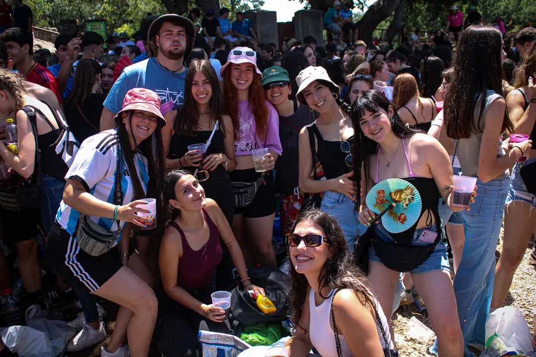 Ambiente en los chiringuitos de Valonsadero-21