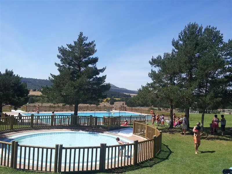 Piscina Camping El Concurso