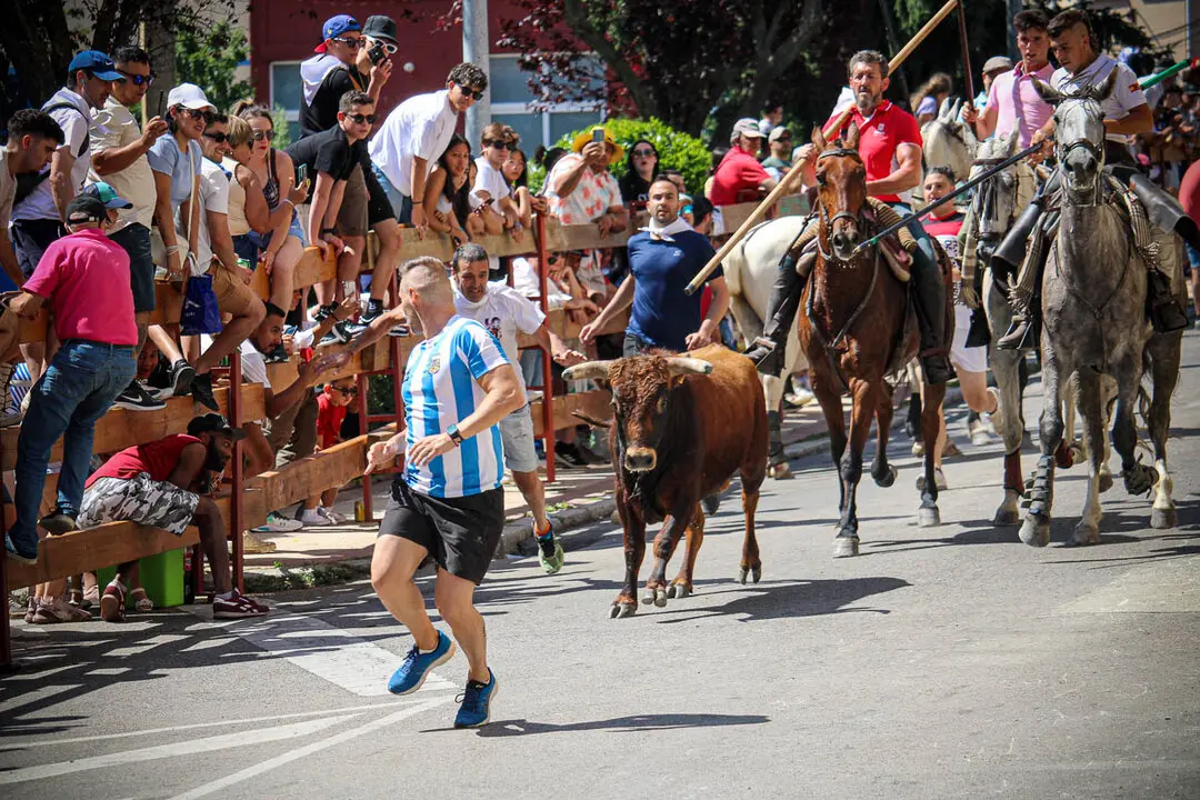 Llegada de La Saca a la plaza de Toros-8