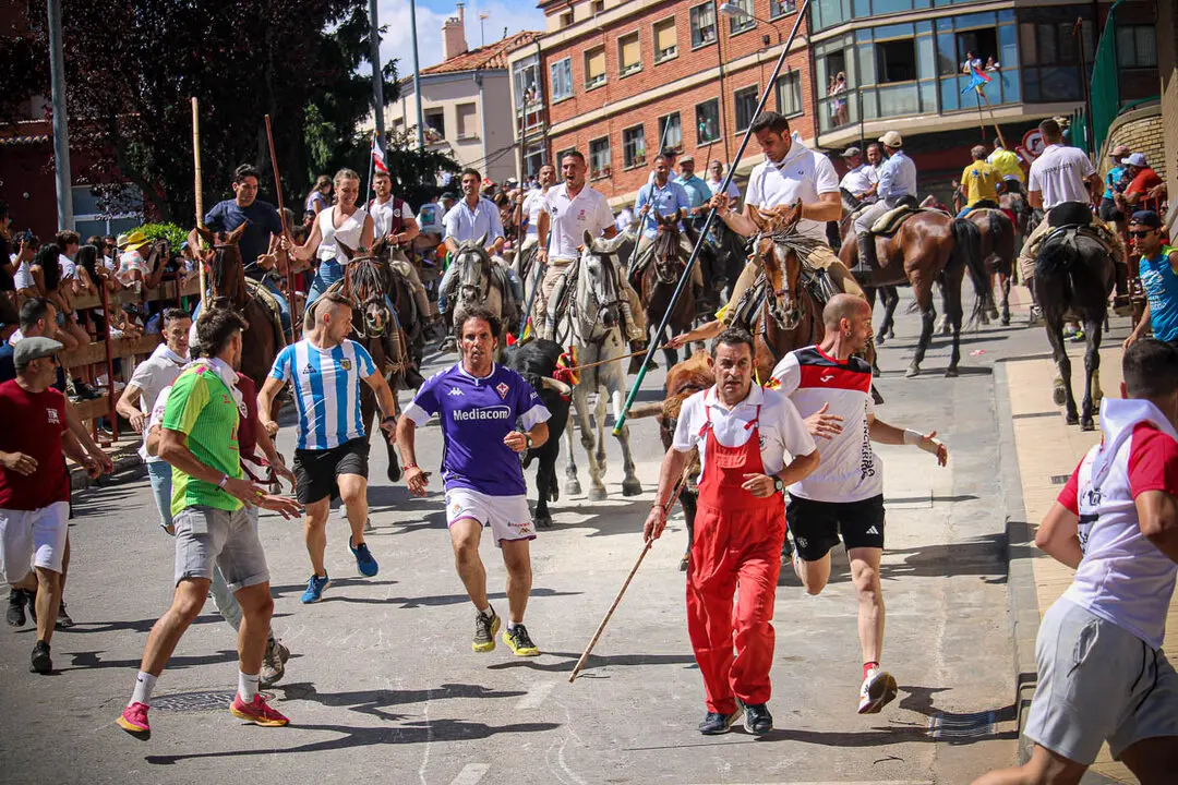 Llegada de La Saca a la plaza de Toros-22