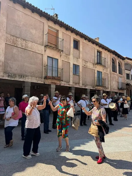 Encuentro de Casas Regionales en Medinaceli (3)