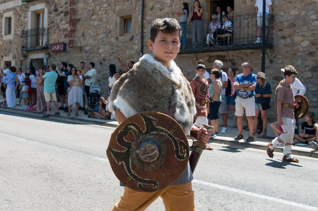Desfile de numantinos y romanos (1)