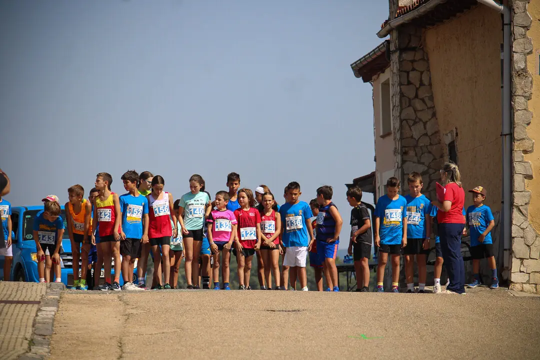 XLIV Cross Popular de Abejar, categor&iacute;as inferiores y entrega de premios