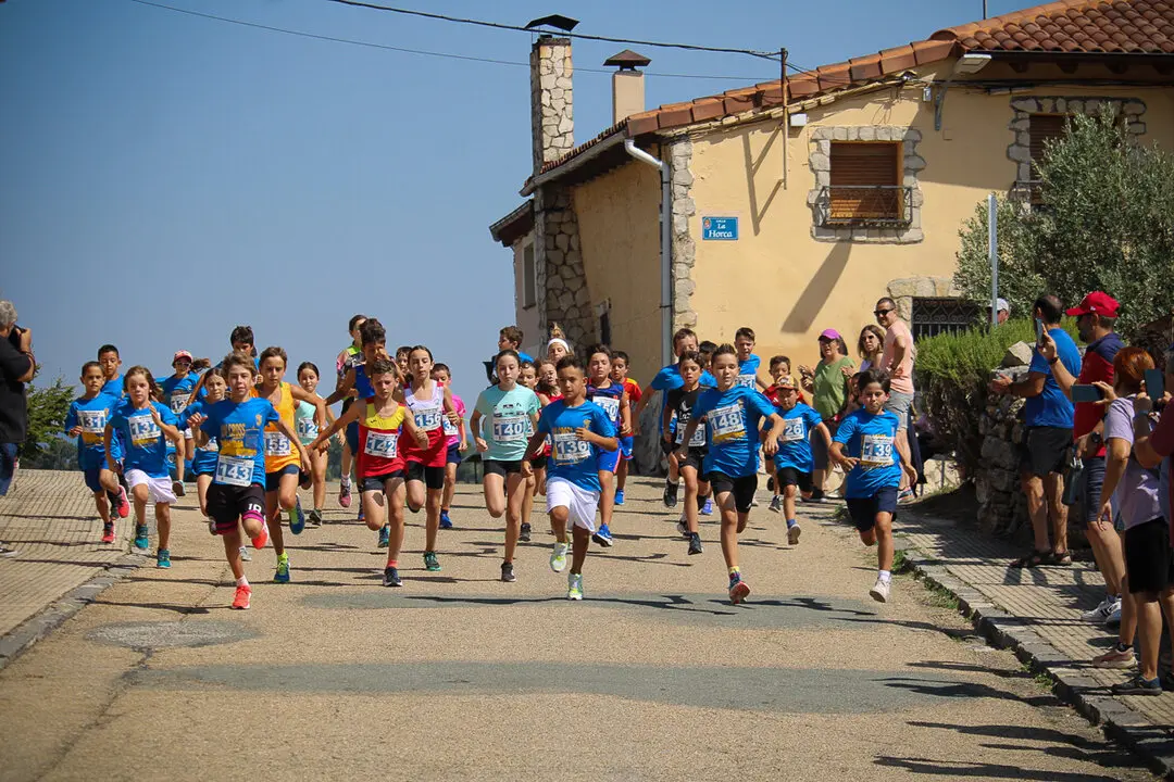 XLIV Cross Popular de Abejar, categor&iacute;as inferiores y entrega de premios-4