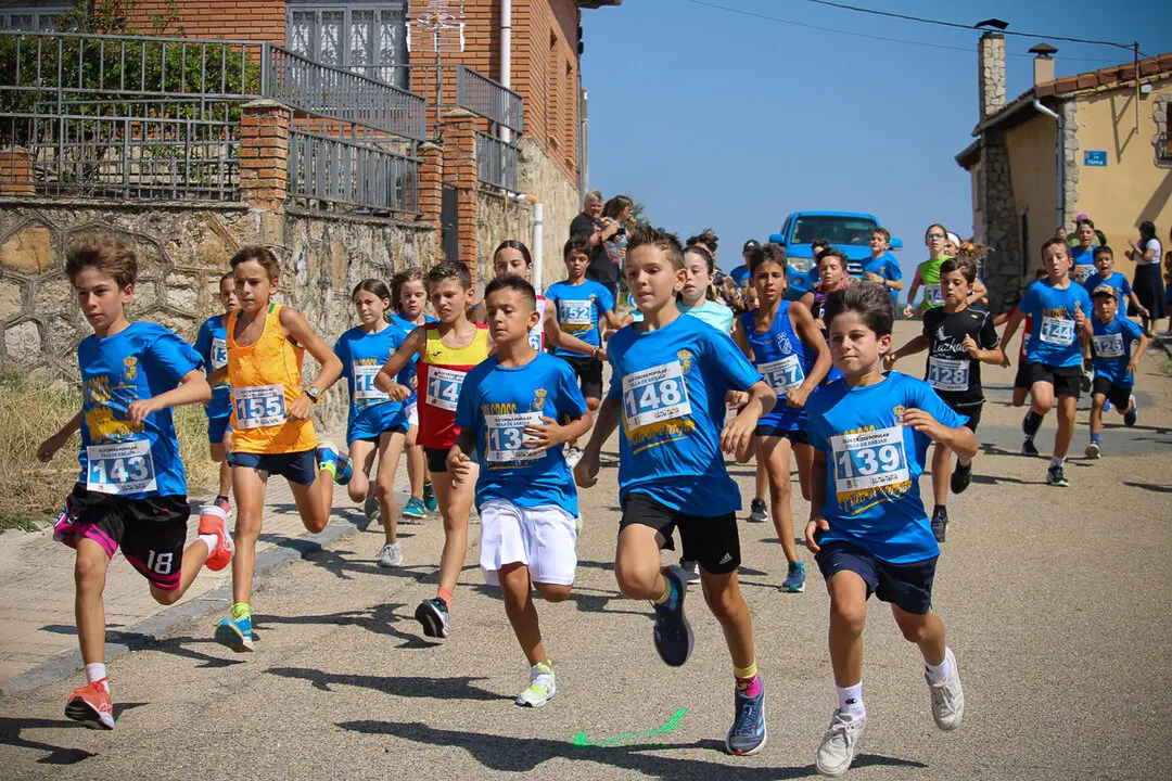 XLIV Cross Popular de Abejar, categor&iacute;as inferiores y entrega de premios-5