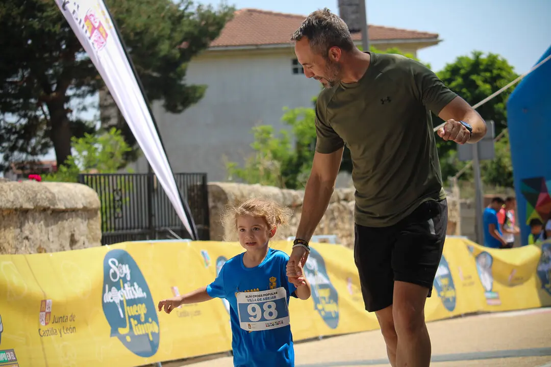 XLIV Cross Popular de Abejar, categor&iacute;as inferiores y entrega de premios-91