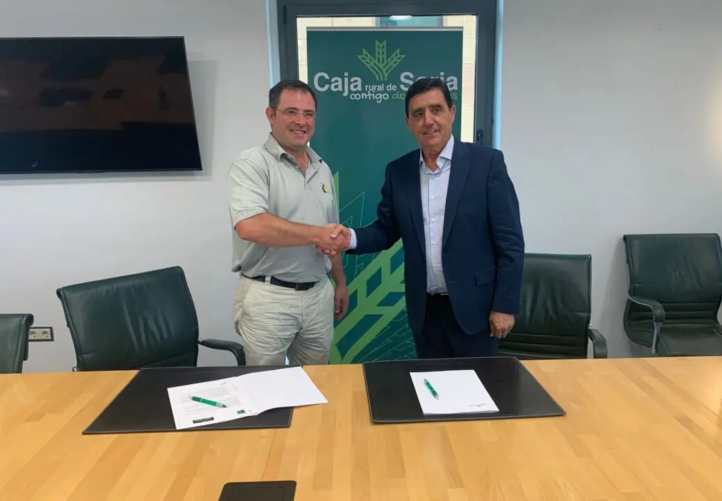 Acuerdo entre la Caja Rural y Club Golf Soria