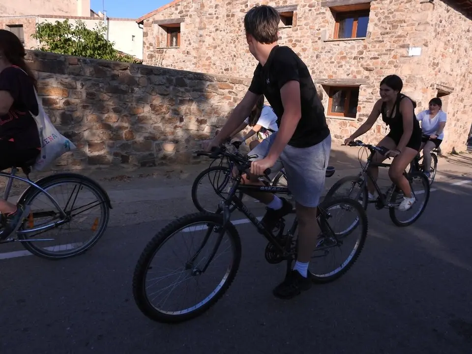 D&iacute;a de la bicicleta en Almajano (2)