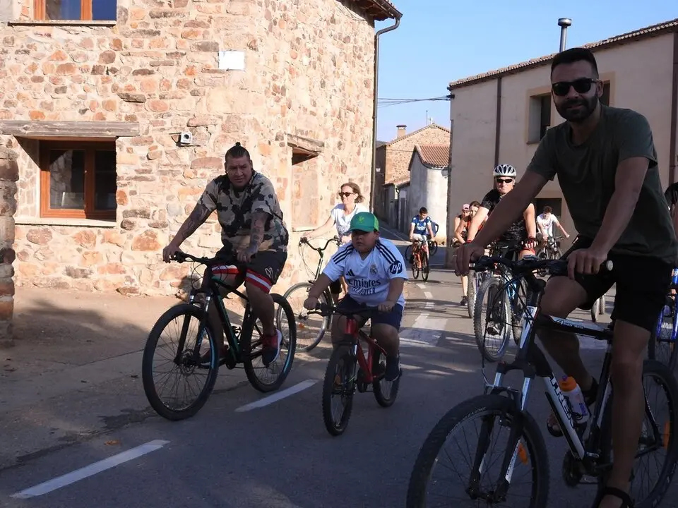 D&iacute;a de la bicicleta en Almajano (4)