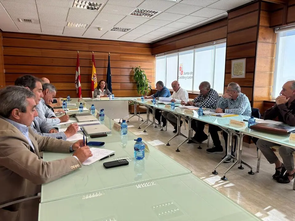Reuni&oacute;n de la Junta con las OPAs