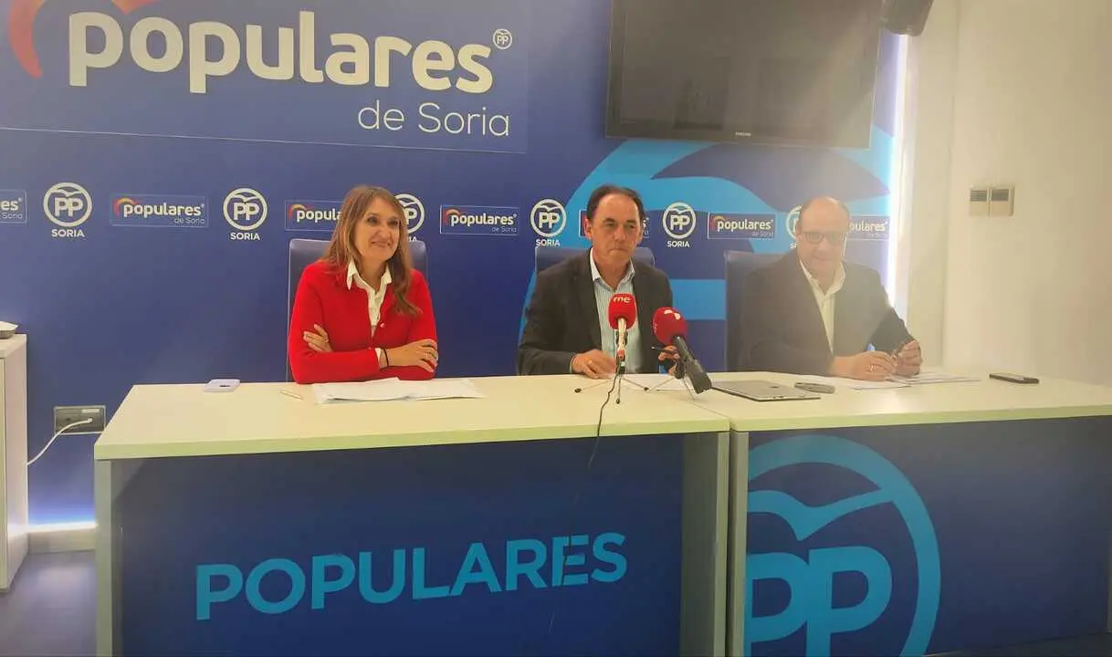 Lucas, Serrano y Heras presentan los Presupuestos del PP en Soria
