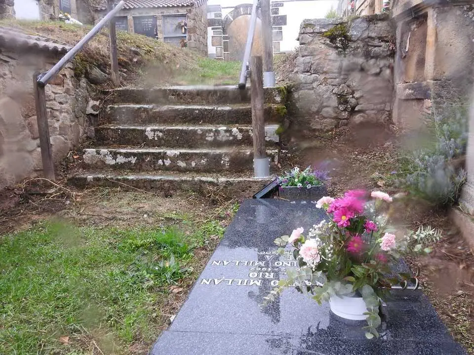 Cementerio de Villar del Ala (10)