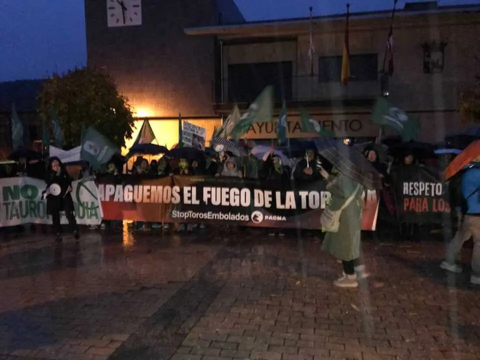 Concentraci&oacute;n de PACMA en Medinaceli