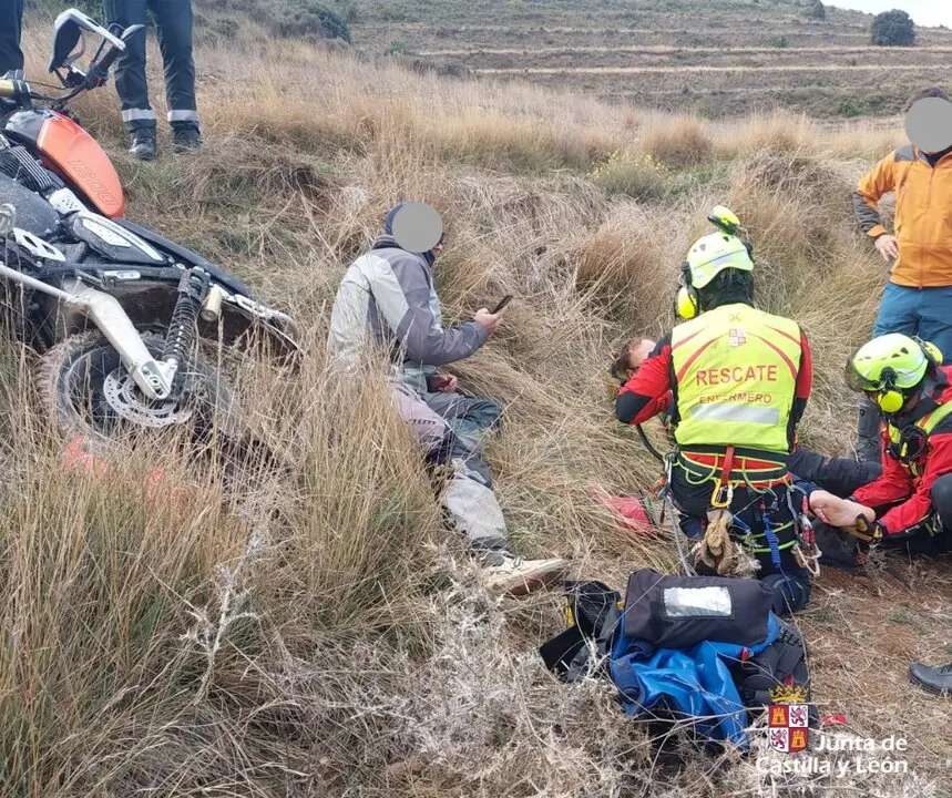 Rescate motorista herido