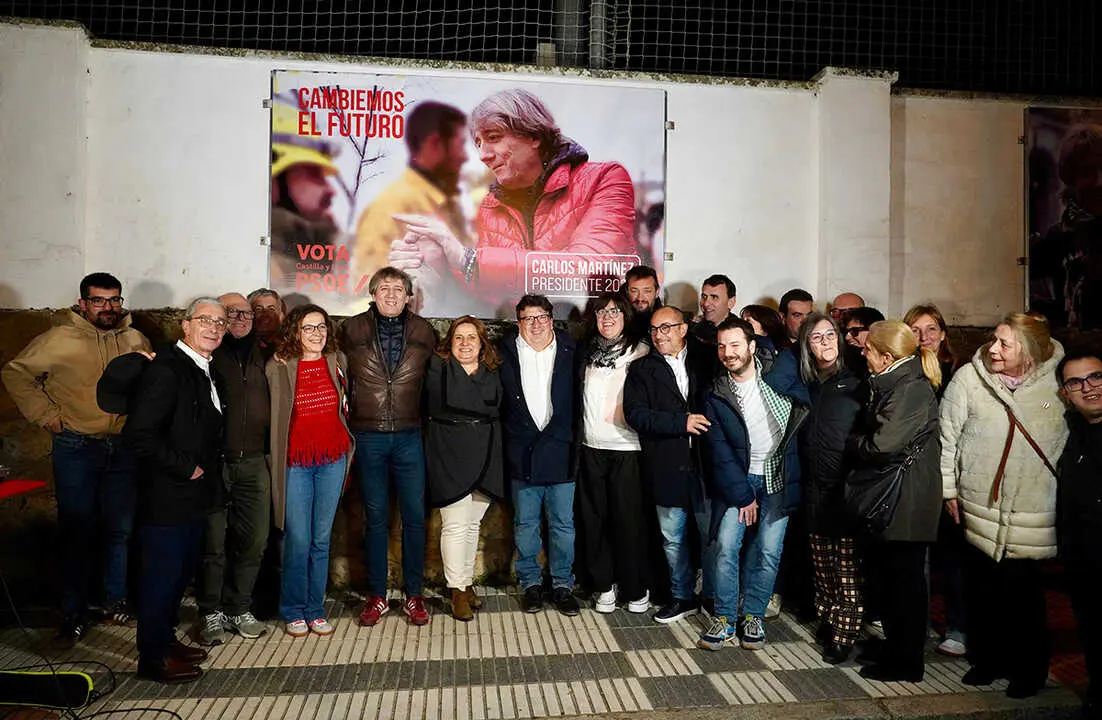 Pegada de carteles-2