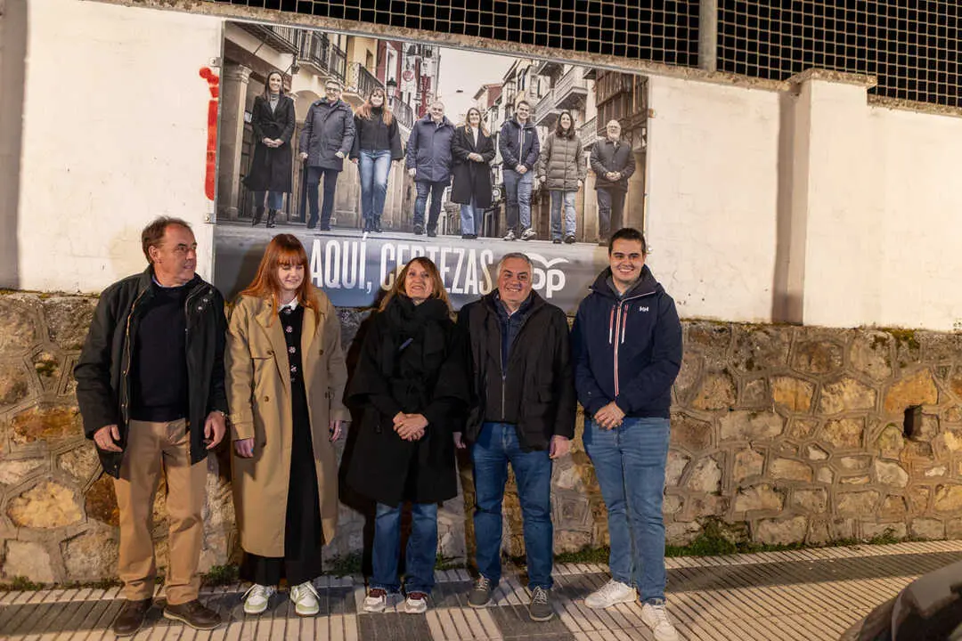 Pegada de carteles-3
