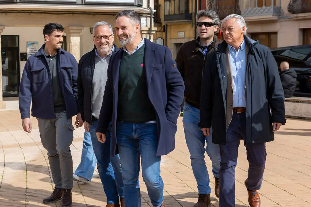 Abascal en Almaz&aacute;n-3