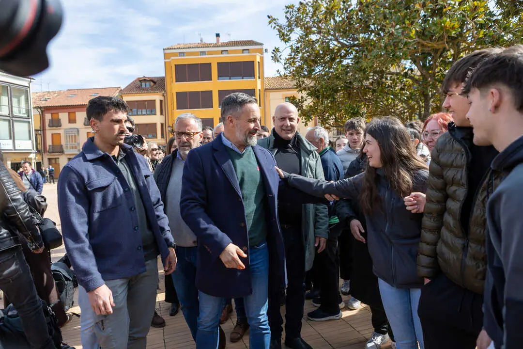 Abascal en Almaz&aacute;n-9