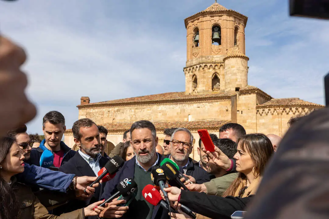 Abascal en Almaz&aacute;n-10