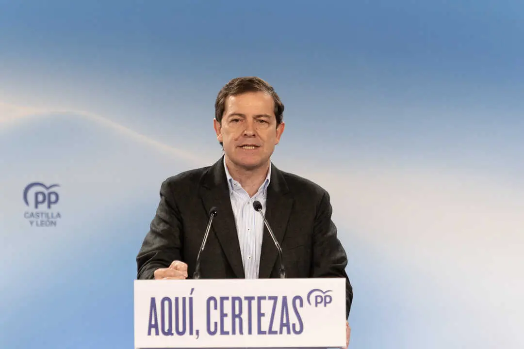 Alfonso Fern&aacute;sndez Ma&ntilde;ueco en Soria-2