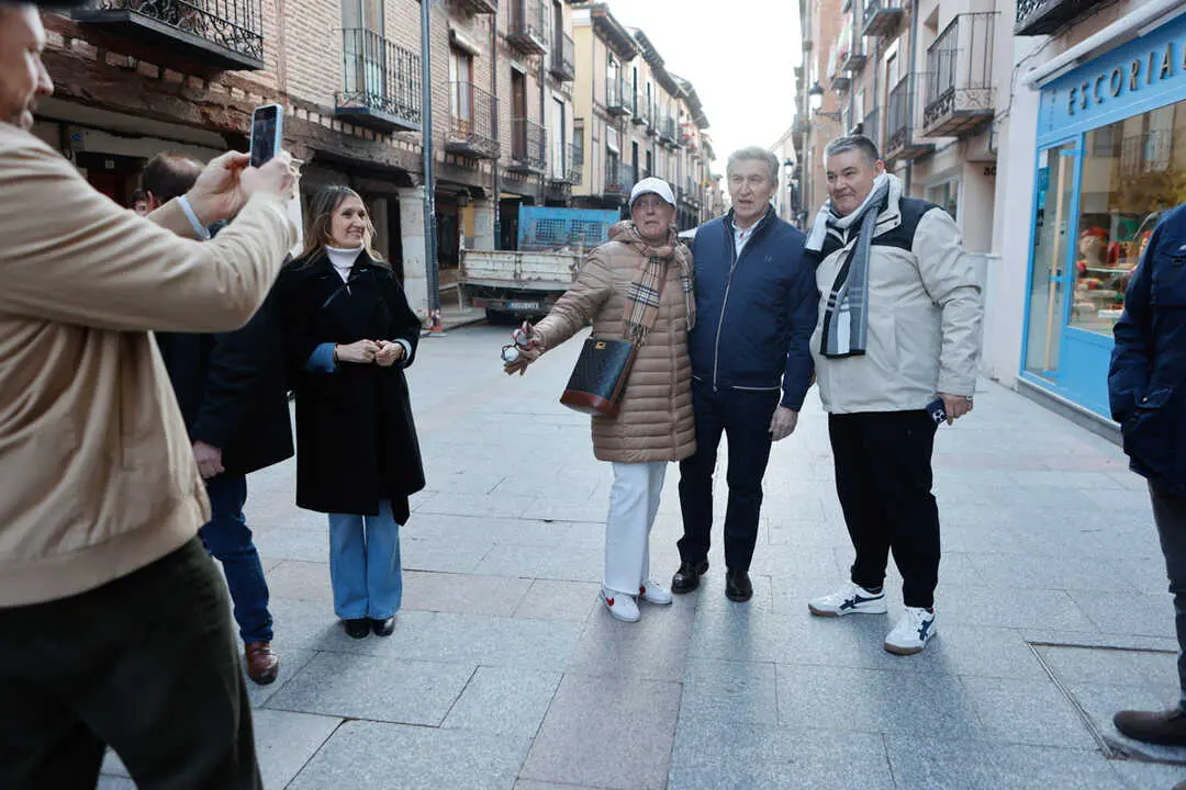 Feijoo en El Burgo5