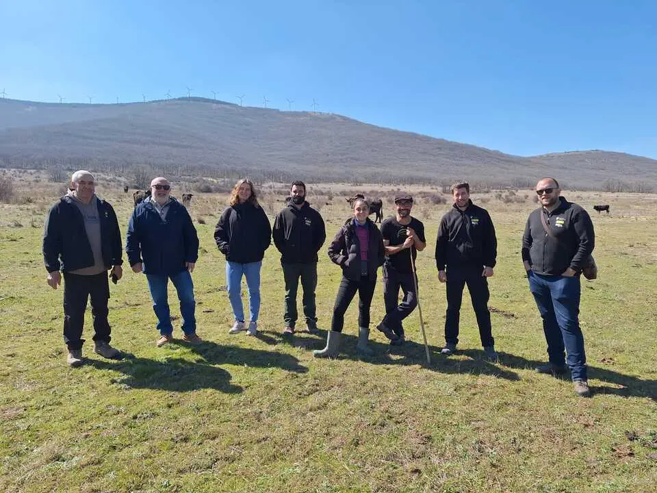 Miguel Latorre visita en Noviercas dos explotaciones que participan en la formaci&oacute;n pr&aacute;ctica de j&oacute;venes agricultores con t&eacute;cnicas ecol&oacute;gicas
