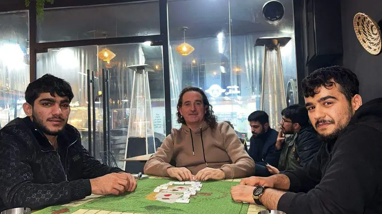Jugando al domin&oacute; en Erbil