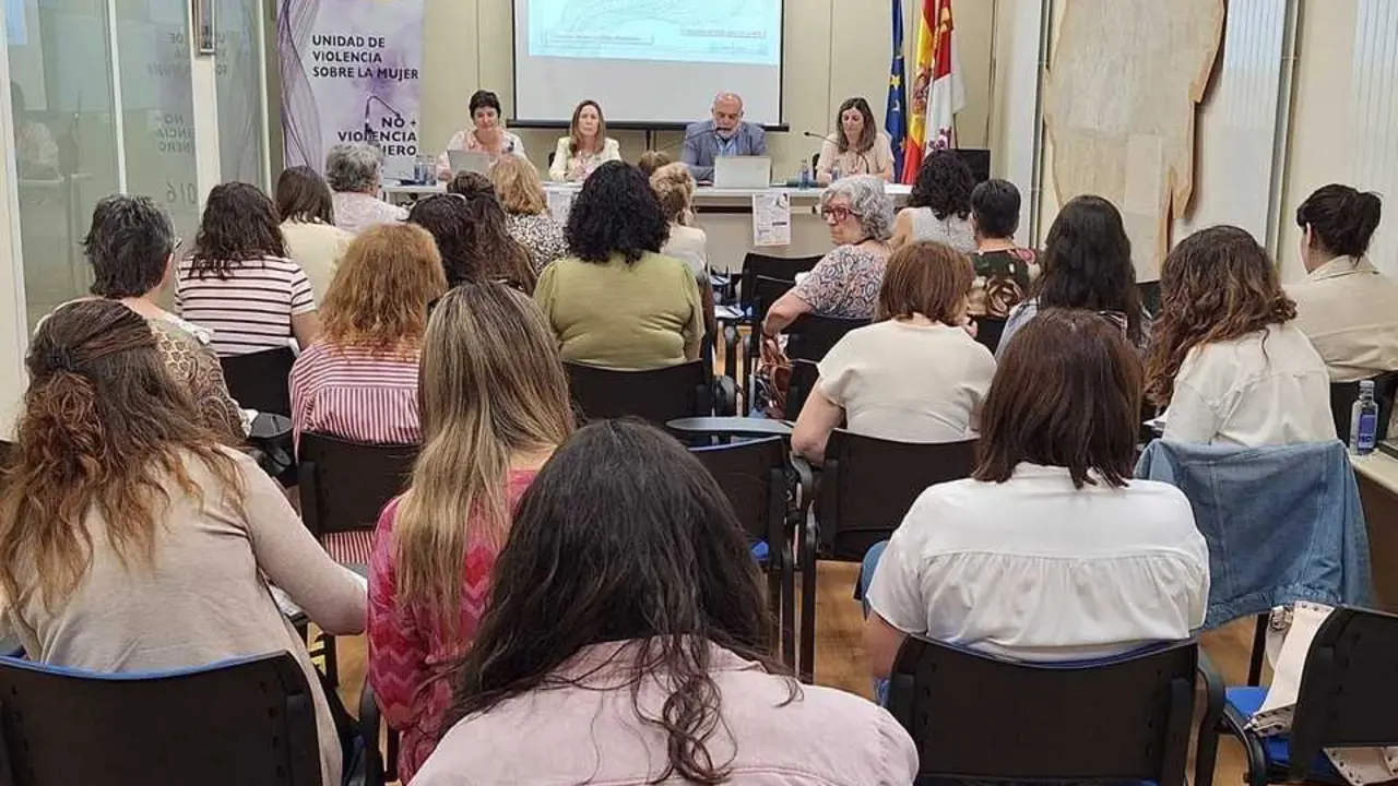 Reuni&oacute;n desarrollada en la Subdelegaci&oacute;n