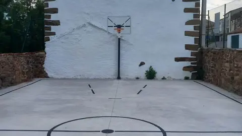Cancha de baloncesto en Villar del Ala 1