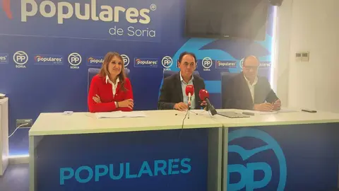 Lucas, Serrano y Heras presentan los Presupuestos del PP en Soria
