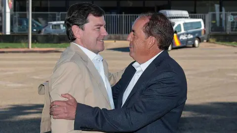 Alfonso Fern&aacute;ndez Ma&ntilde;ueco y Benito Serrano