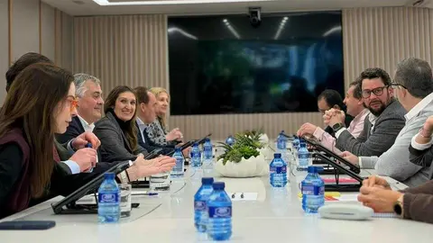 Reuni&oacute;n con la C&aacute;mara