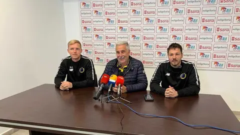 De izquierda a derecha: Chopenko, Heras y Castellarnau
