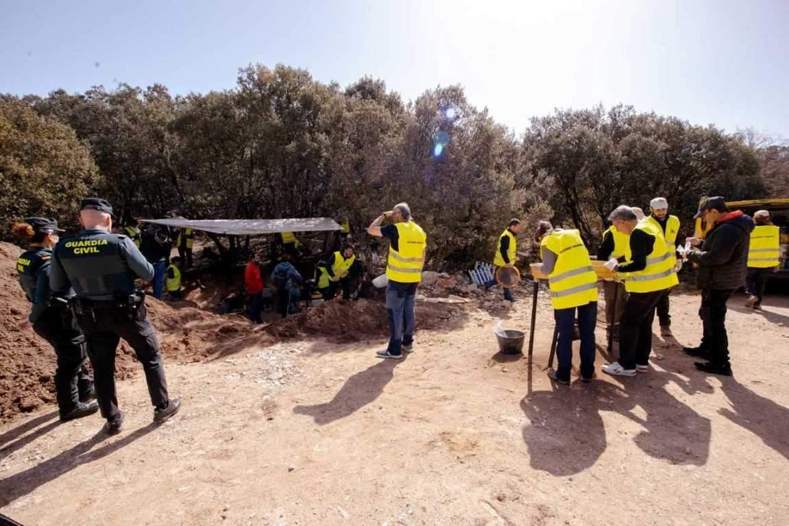 Recuerdo y Dignidad cierra heridas en Adradas