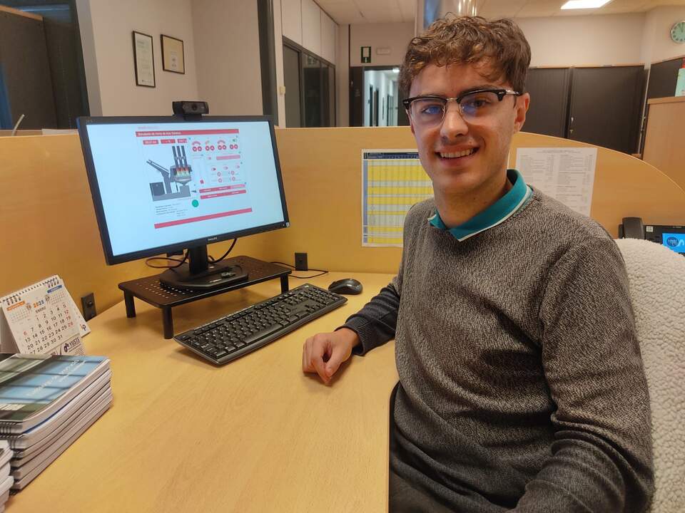 Carlos Arroyo en su lugar de trabajo