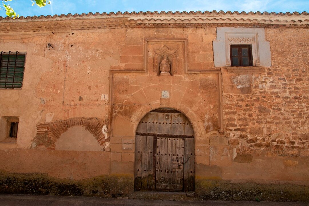 Casa de Beneficencia en Torrelapaja (1)