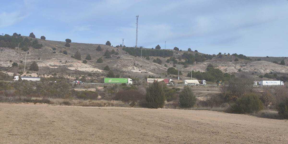 Caravana en la N-122